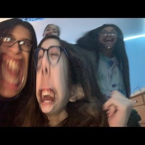 Meet your Posher, Maddie